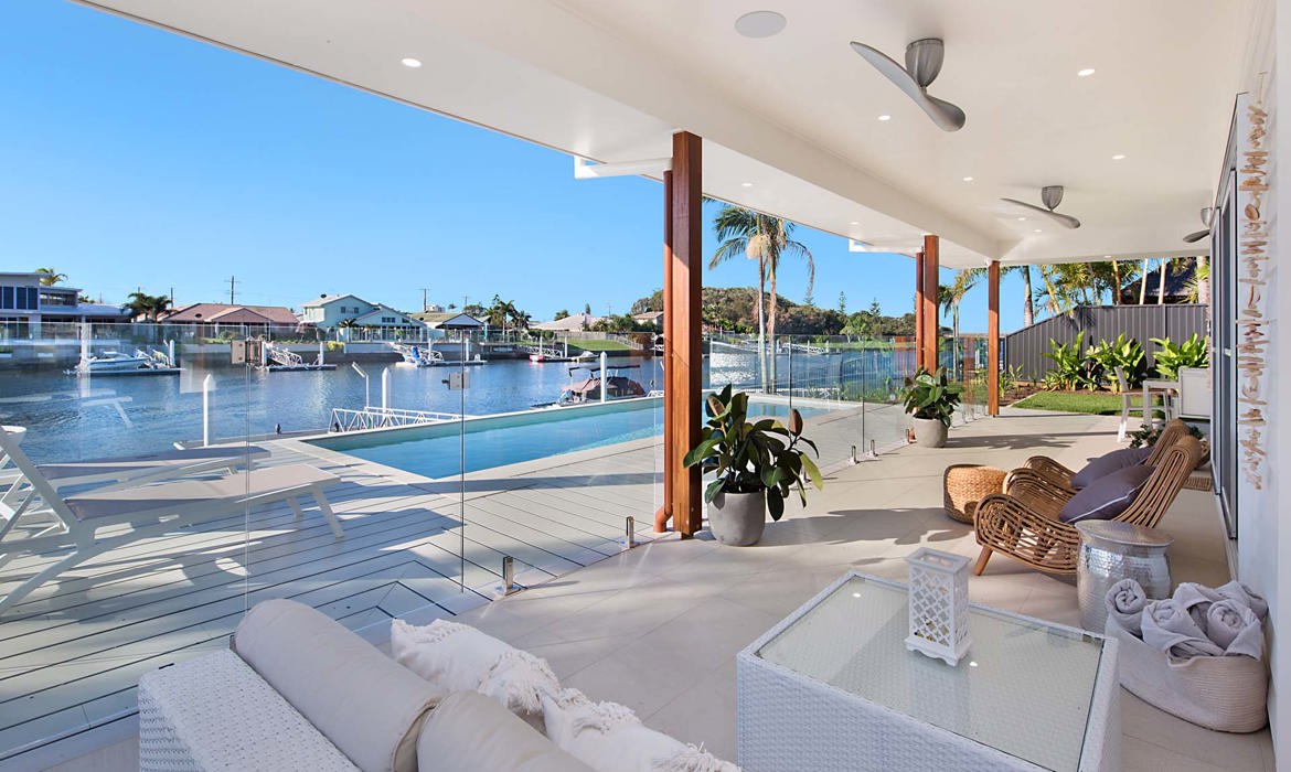 Sunbuilt Constructions Pelican Waters Boulevard Full Renovation Patio
